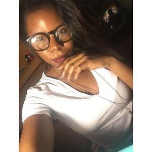 Meet your Posher, Denisha